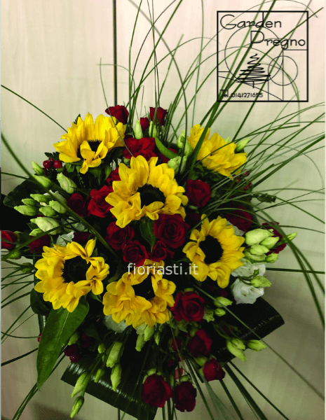 Bouquet di girasoli e rose rosse